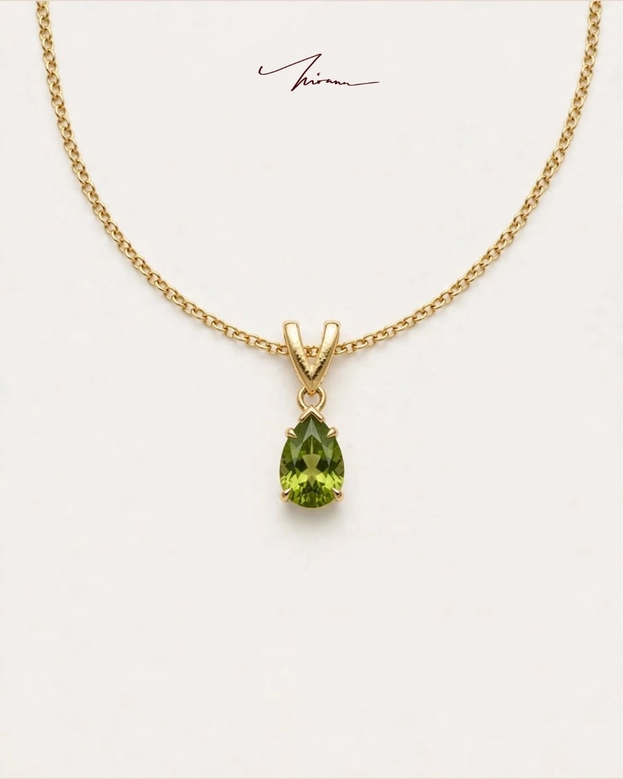 render peridot pendant